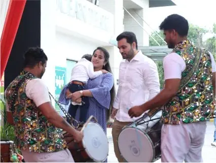 Guest welcome for family day event