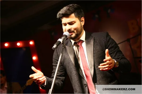 Live Bollywood entertainment performance